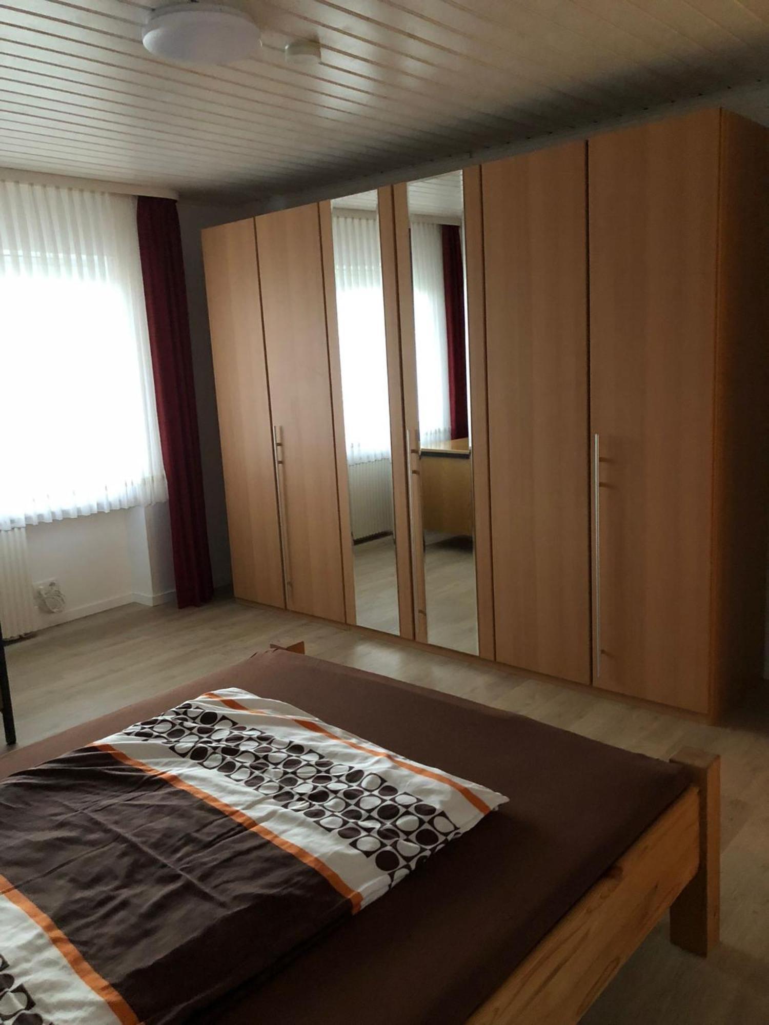 Ferienwohnungjahrsfeld Strassenhaus Exteriör bild