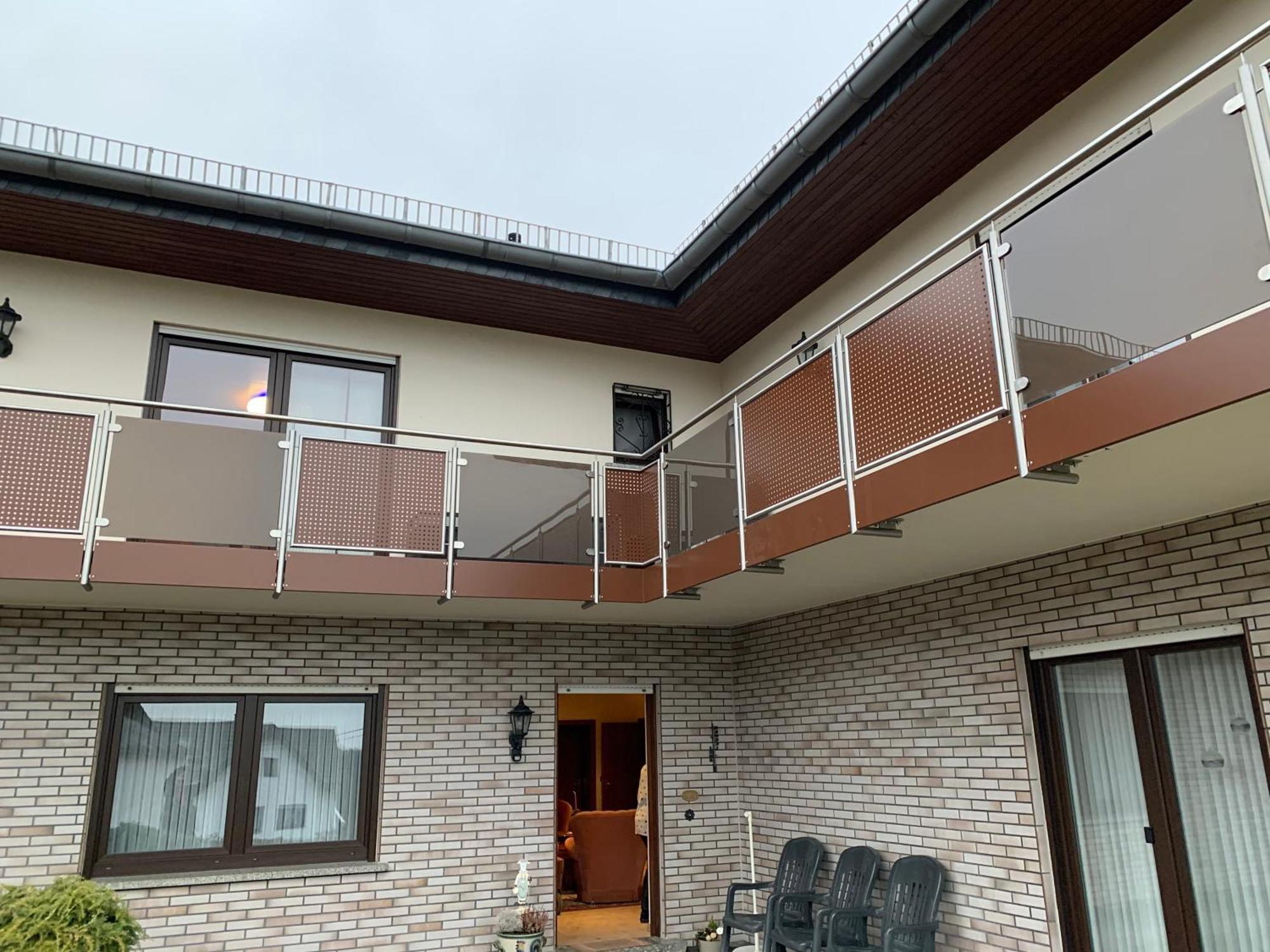 Ferienwohnungjahrsfeld Strassenhaus Exteriör bild